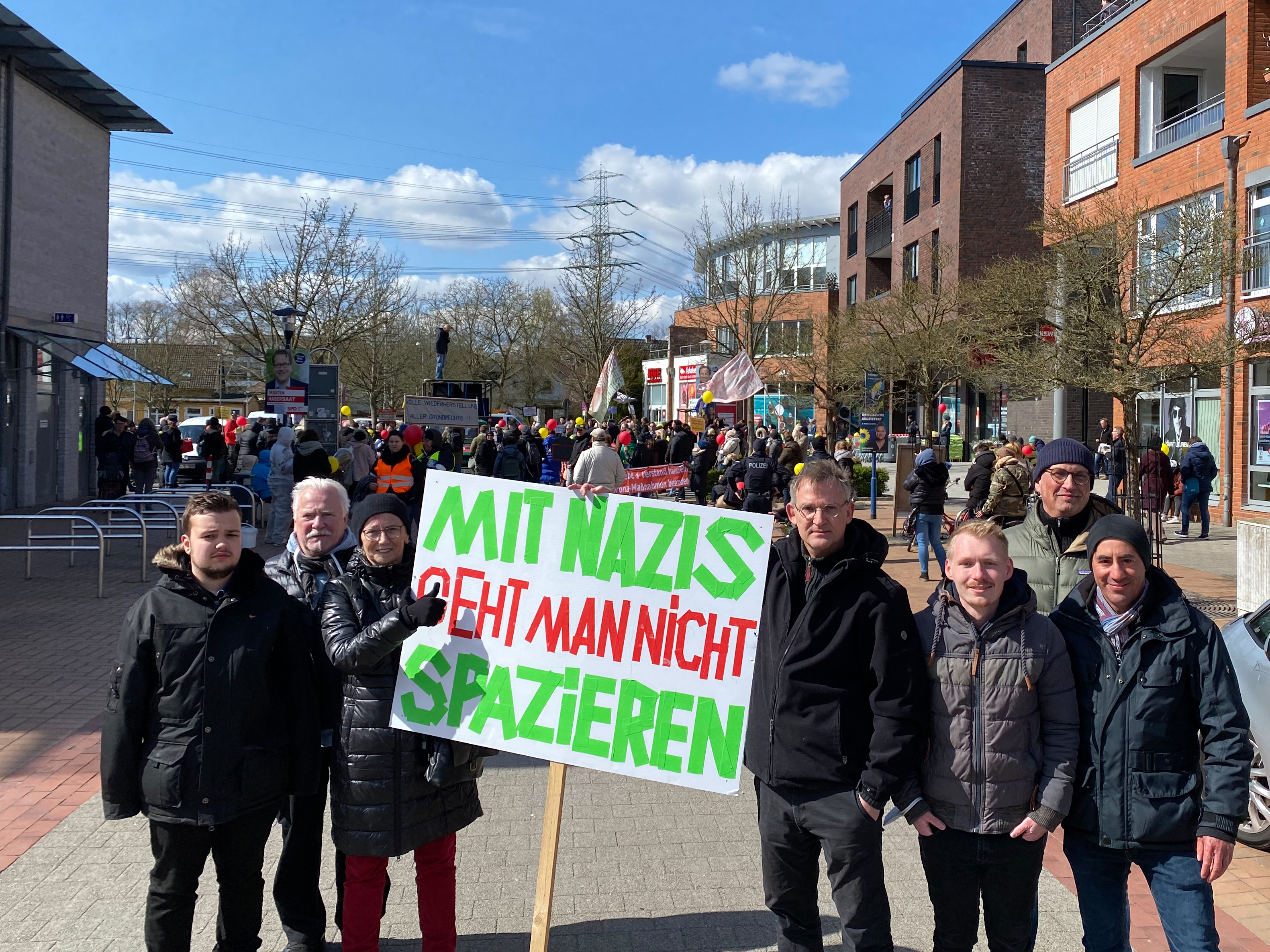 Mit Nazis geht man nicht spazieren